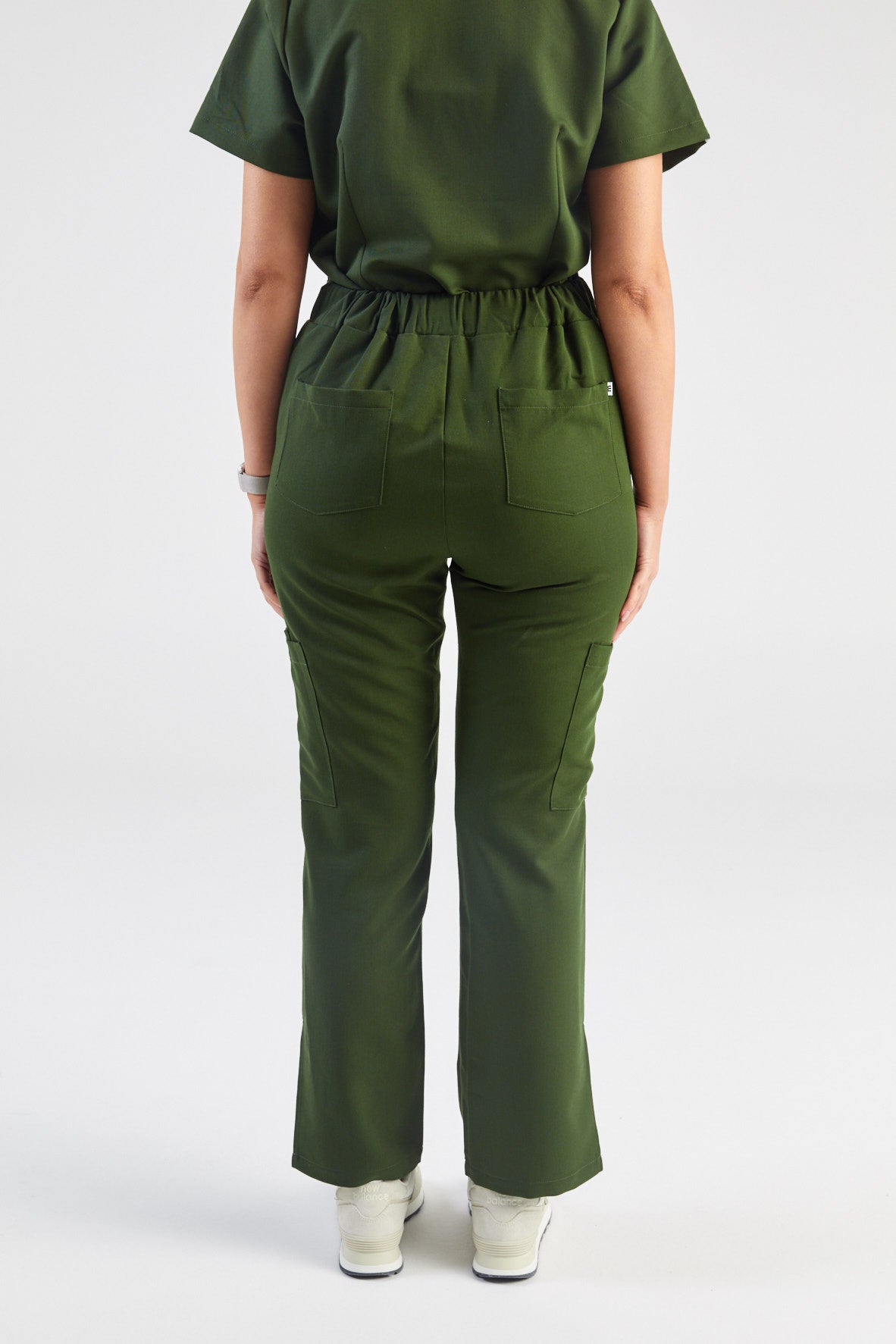 Sage Multi-Pocket Straight Scrub Pants - Hunter Green