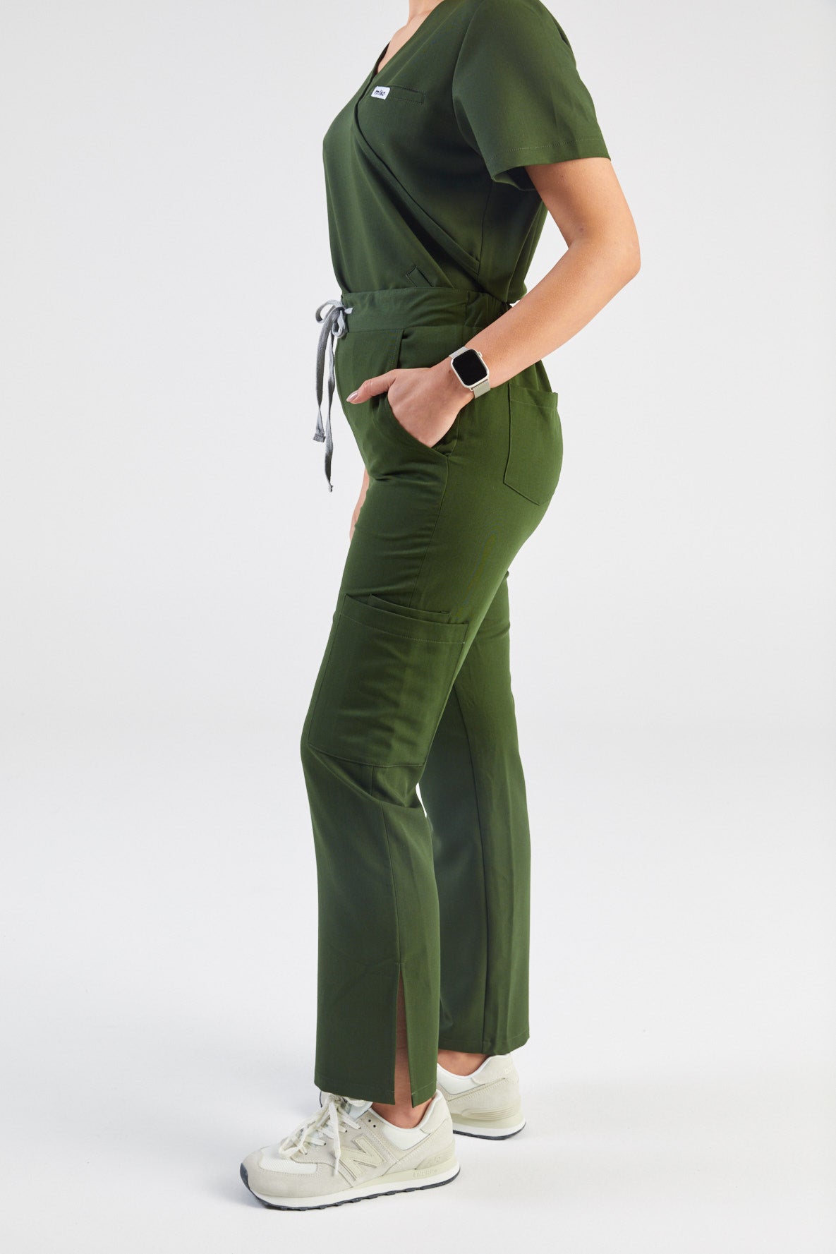 Sage Multi-Pocket Straight Scrub Pants - Hunter Green