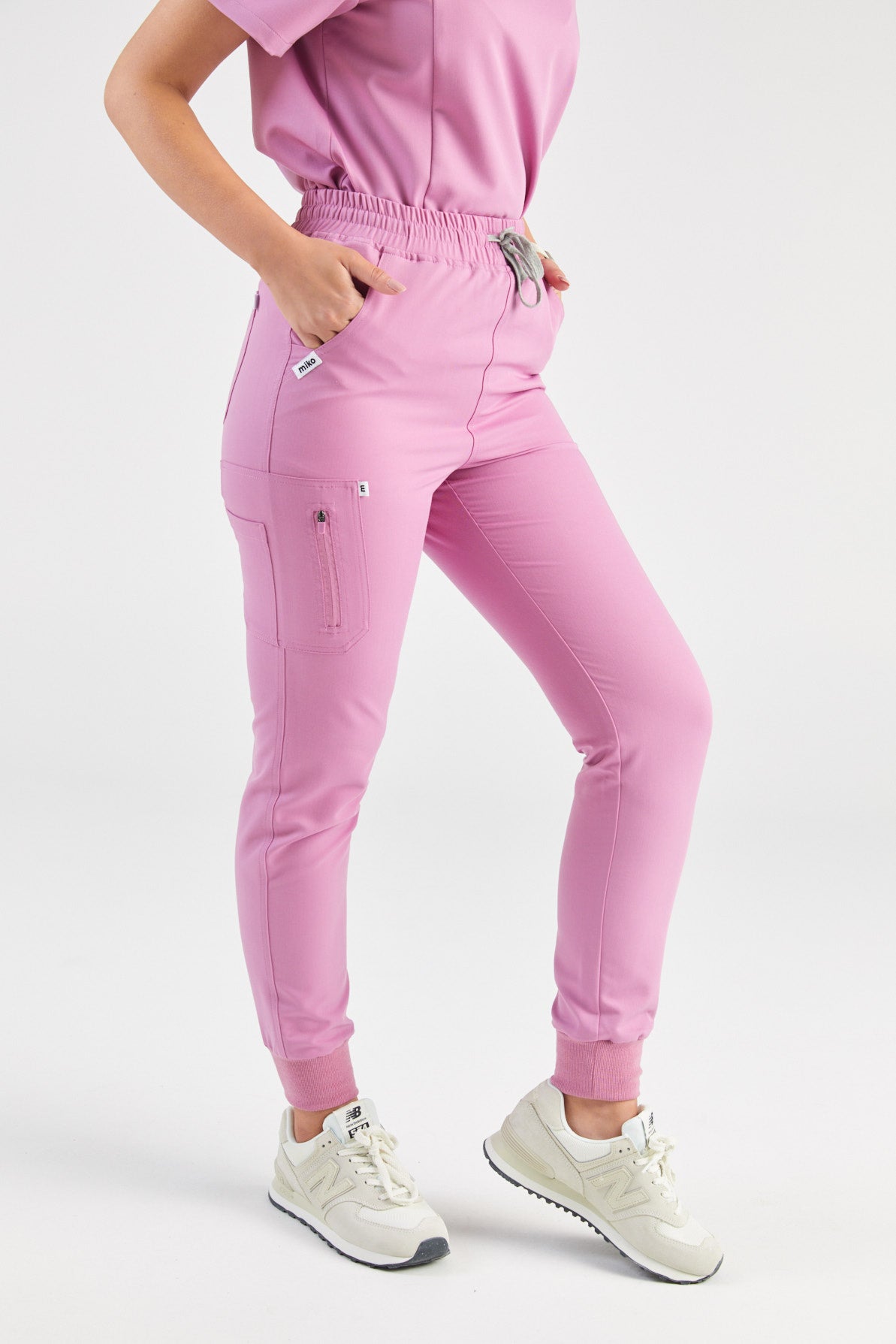 Melrose Multi-Pocket Jogger Scrub Pants - Dusty Pink