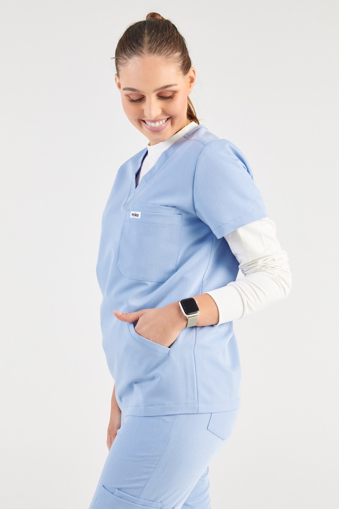 Everly V-Neck Four Pocket Scrub Top - Sky Blue
