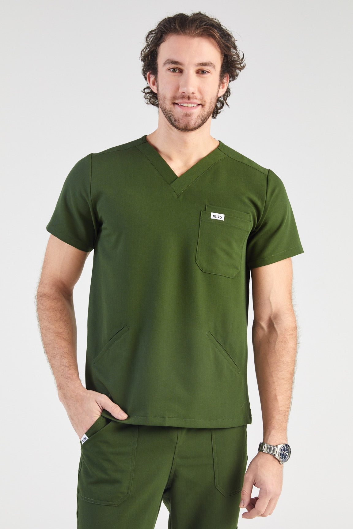 Otis V-Neck Four Pocket Scrub Top - Hunter Green