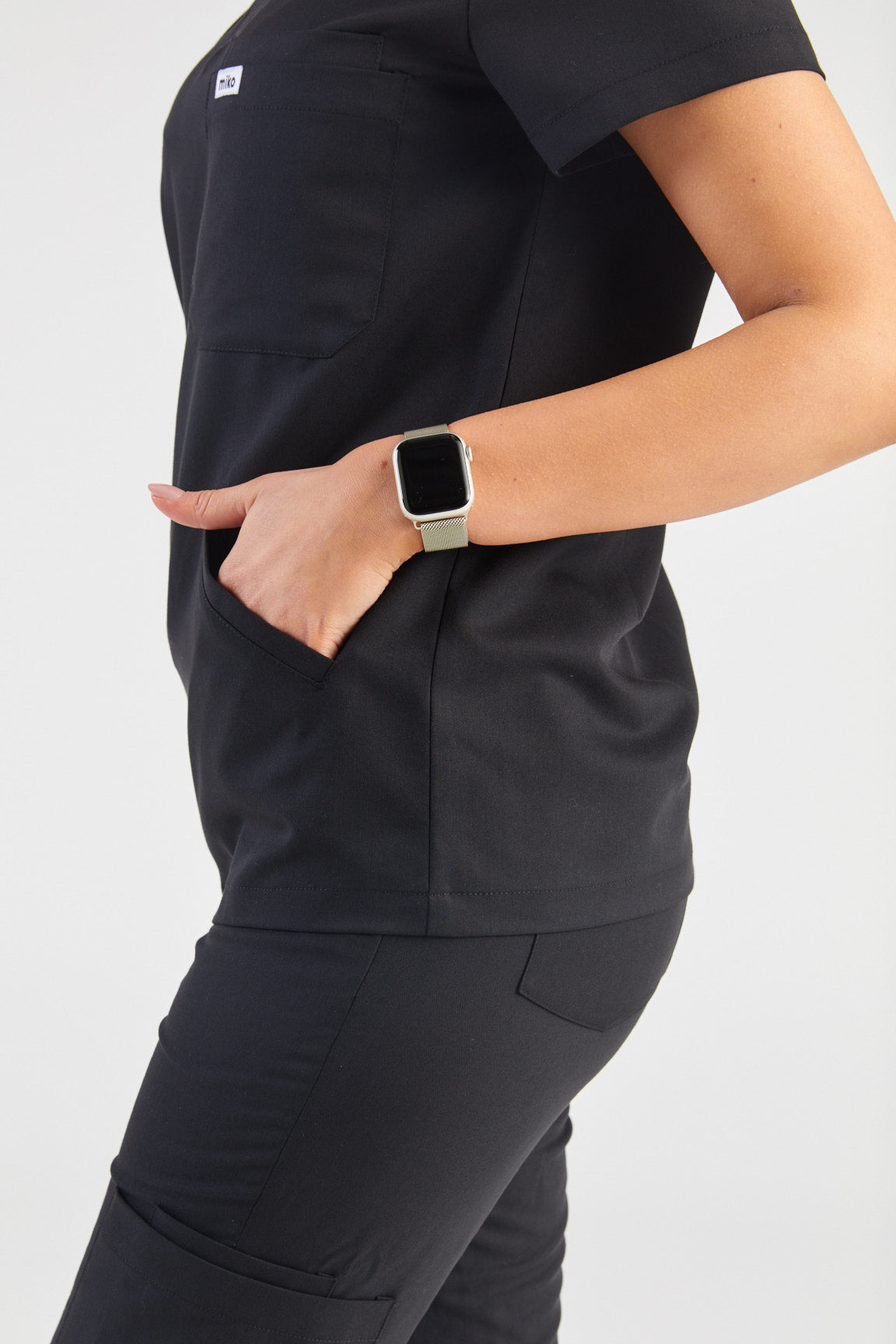 Everly V-Neck Four Pocket Scrub Top - Black