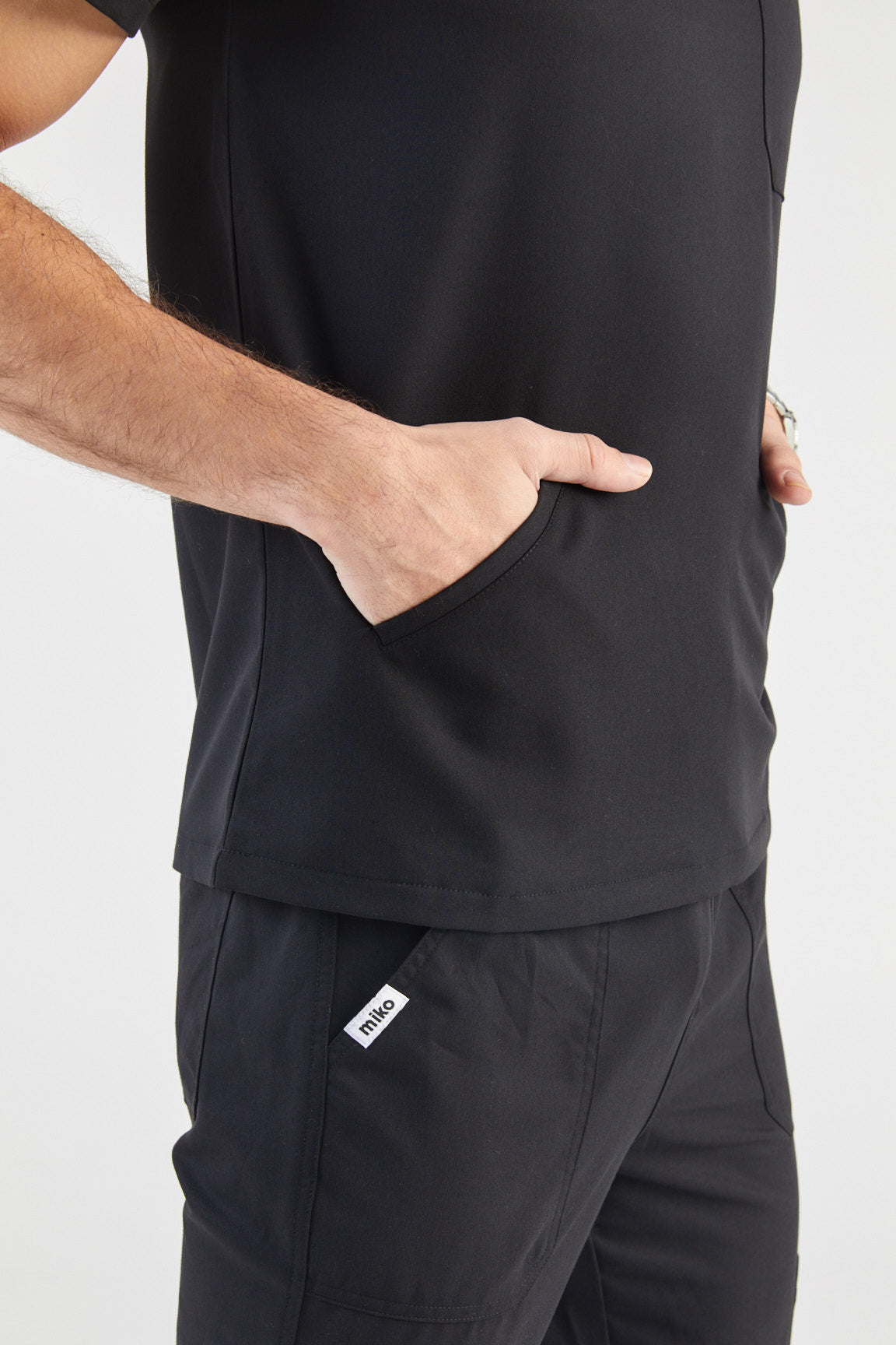 Otis V-Neck Four Pocket Scrub Top - Black