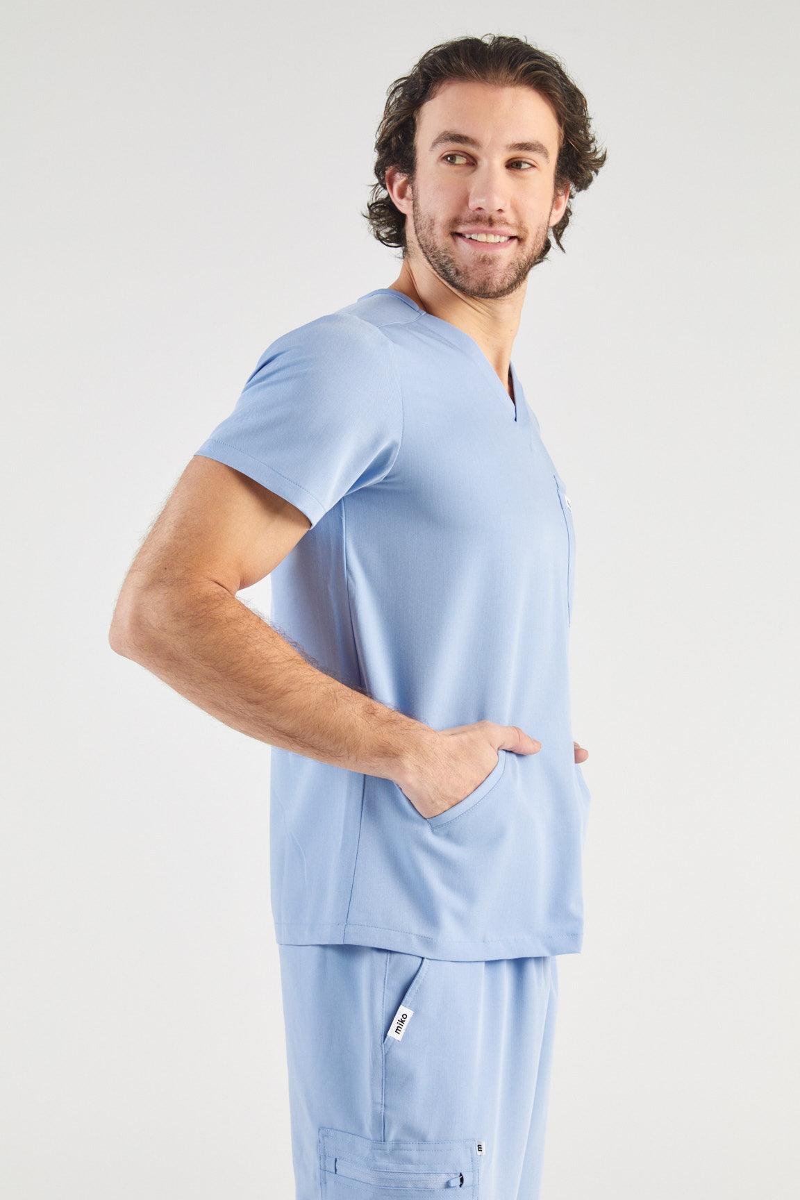 Otis V-Neck Four Pocket Scrub Top - Sky Blue