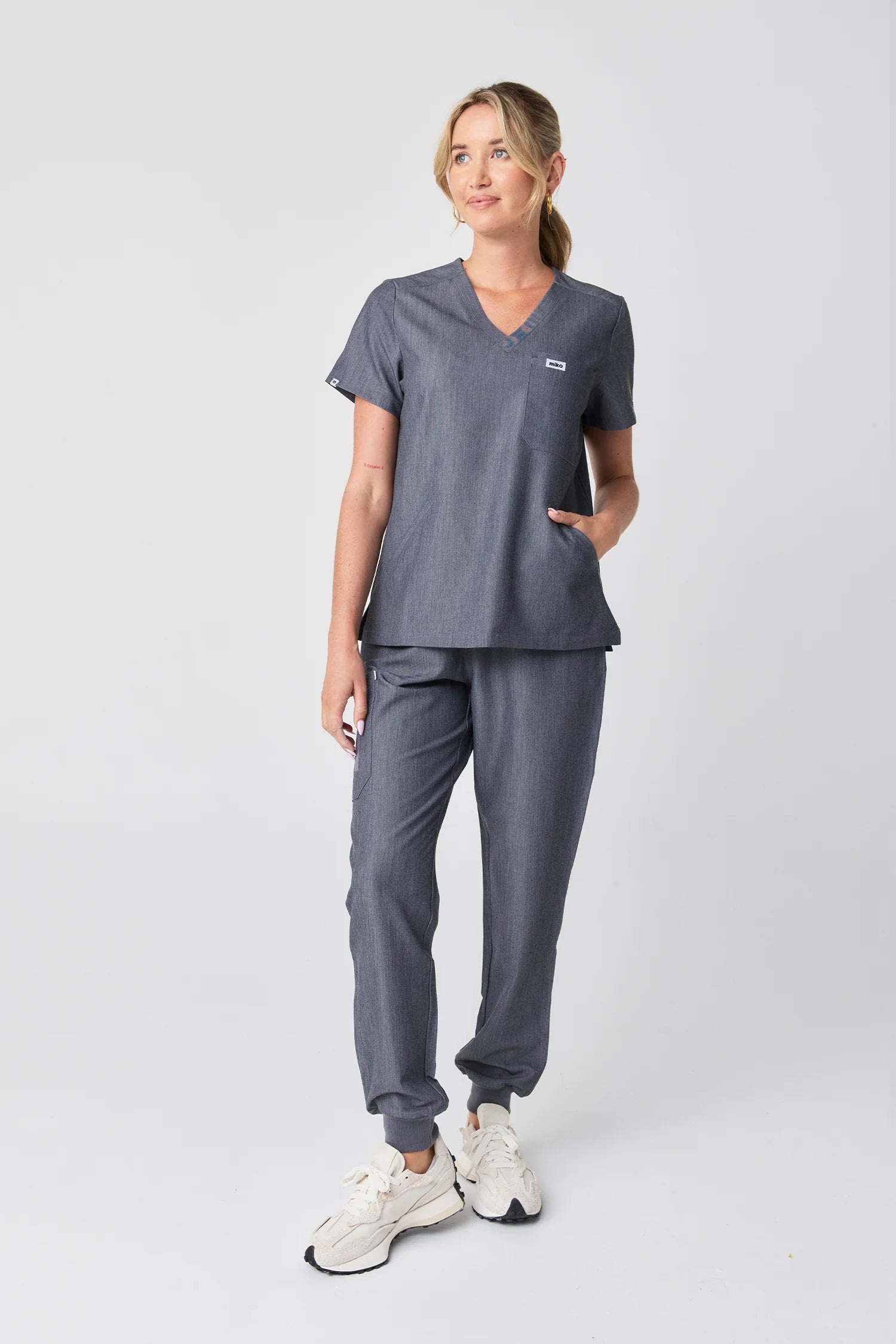 Everly V-Neck Four Pocket Scrub Top - Graphite Denim