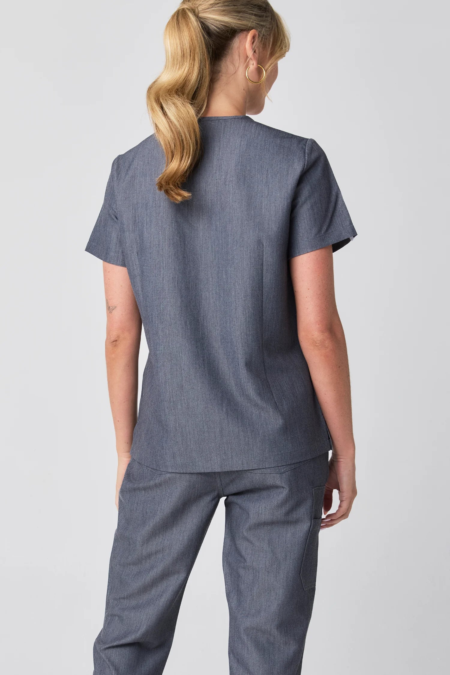 Everly V-Neck Four Pocket Scrub Top - Graphite Denim