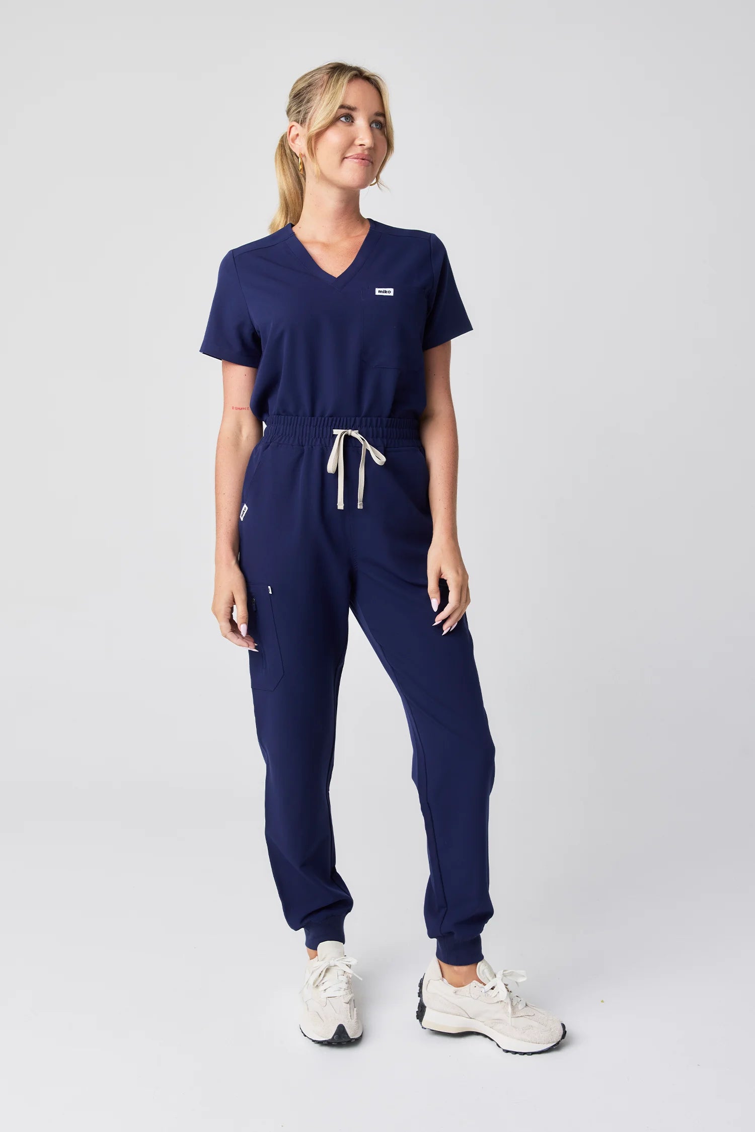Everly V-Neck Four Pocket Scrub Top V2 - Navy