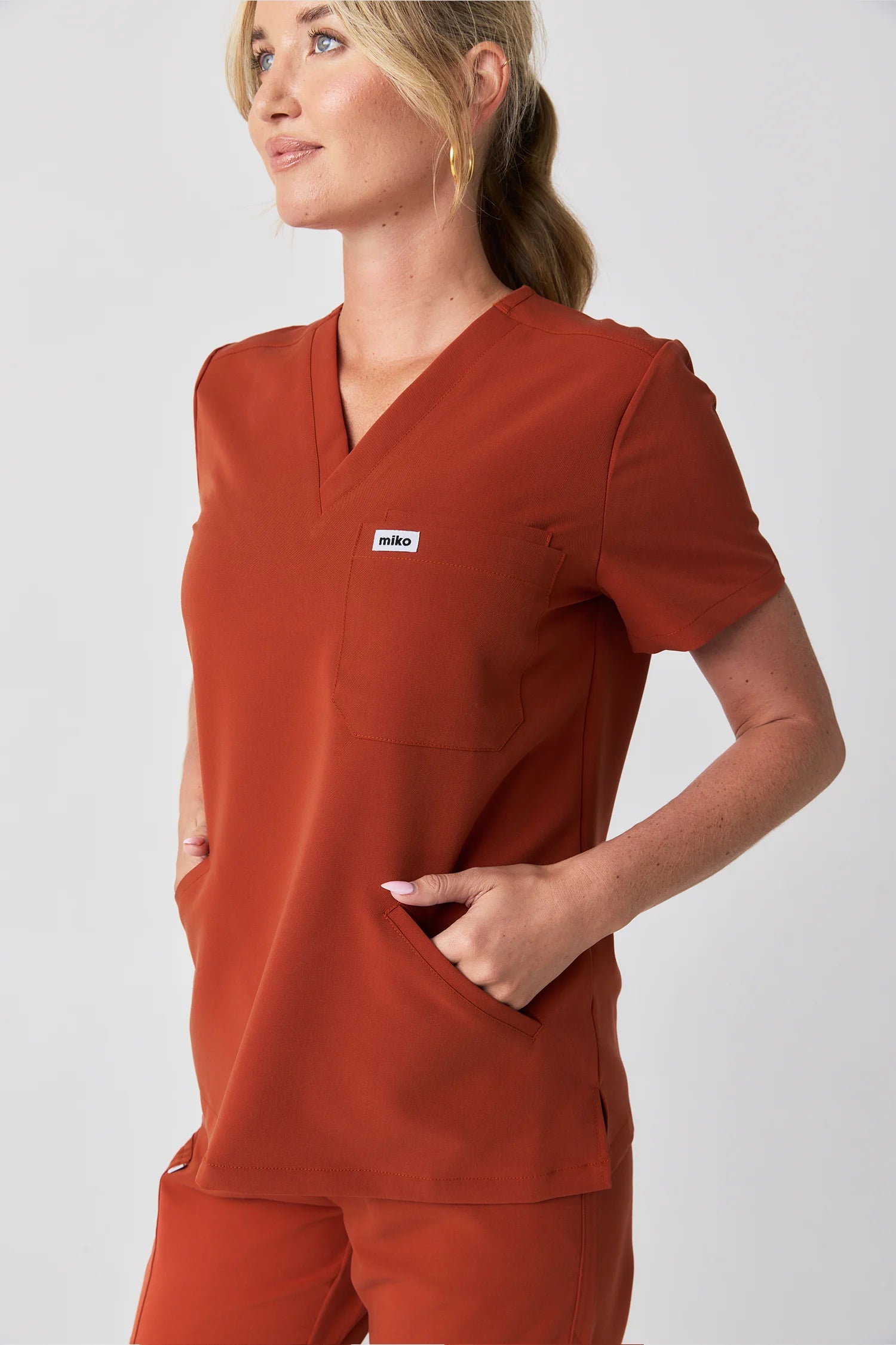 Everly V-Neck Four Pocket Scrub Top - Rust