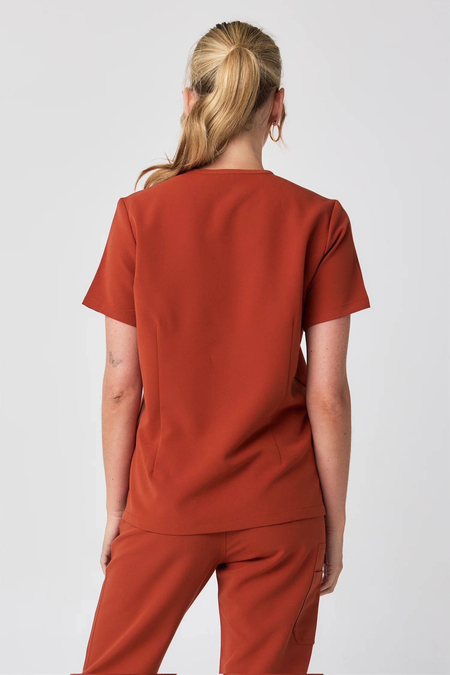 Everly V-Neck Four Pocket Scrub Top - Rust