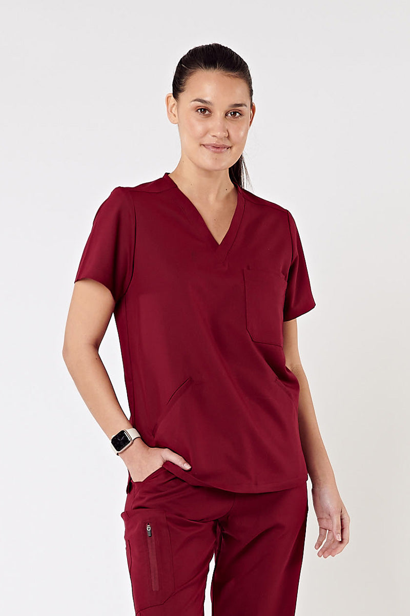 Everly V-Neck Four Pocket Scrub Top - Burgundy
