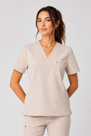 Everly V-Neck Four Pocket Scrub Top - Oat
